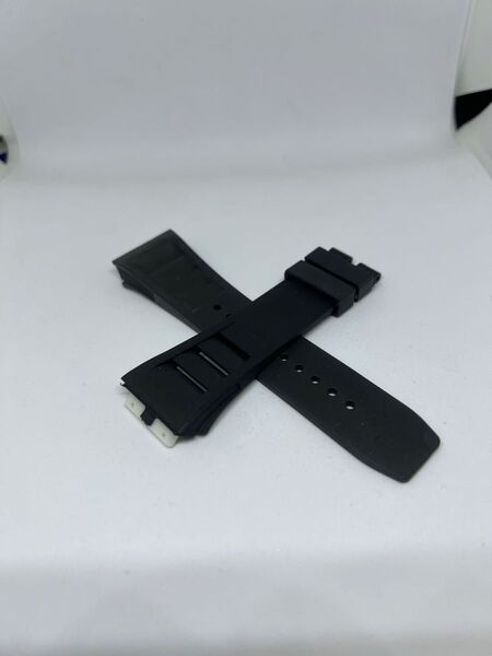 リシャールミル用 互換品(社外互換品) RM-011 (11L) シリコンバンド ブラック