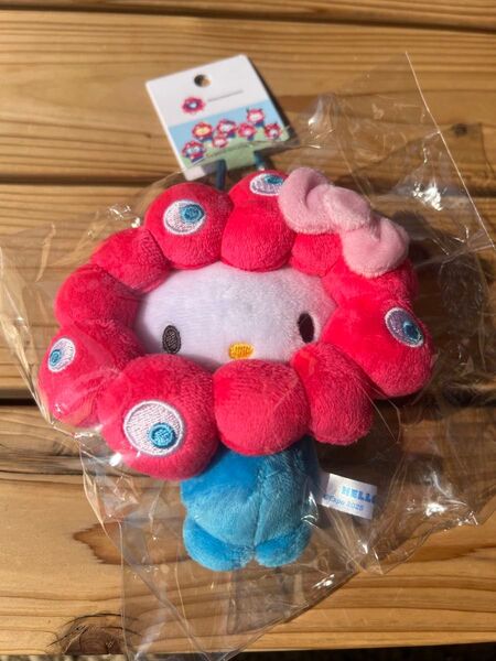 ミャクミャク キティちゃん ハローキティ 会場限定 カラビナ付きマスコット 大阪関西万博