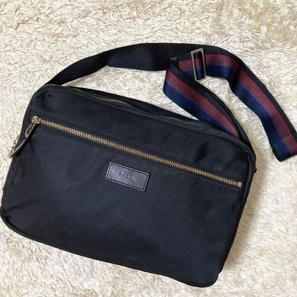 【美品】Paul Smith ポールスミス ボディバッグ ナイロン ブラック マルチストライプ ショルダーバック カメラバッグ