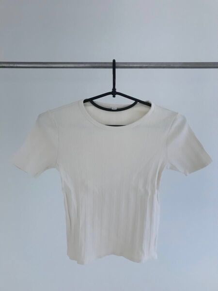 【送料込み】ユニクロ UNIQLO レディース ランダムリブクルーネックTシャツ Lサイズ オフホワイト