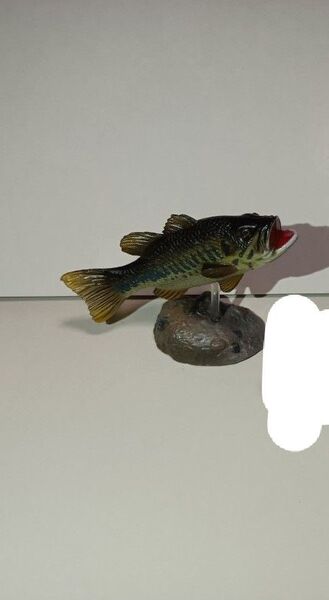 ブラックバス 原色淡水魚 フィギュア ガチャポン 海洋堂