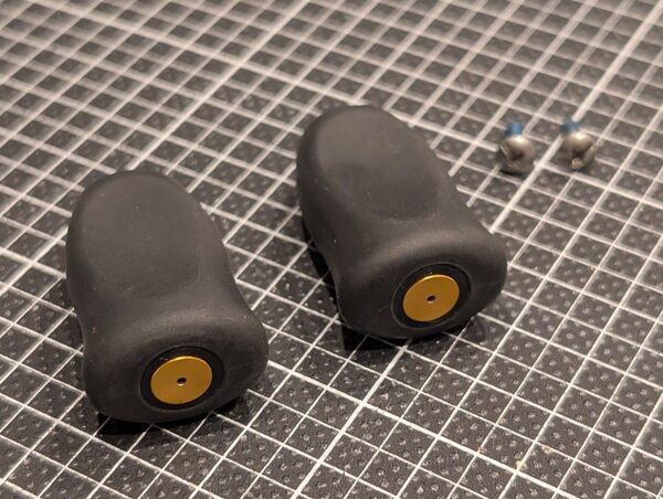 美品 ダイワ 純正 ハイグリップ I型ハンドルノブ Sサイズ 2個セット カラーキャップ付 圧縮コルクノブ ジリオン スティーズ