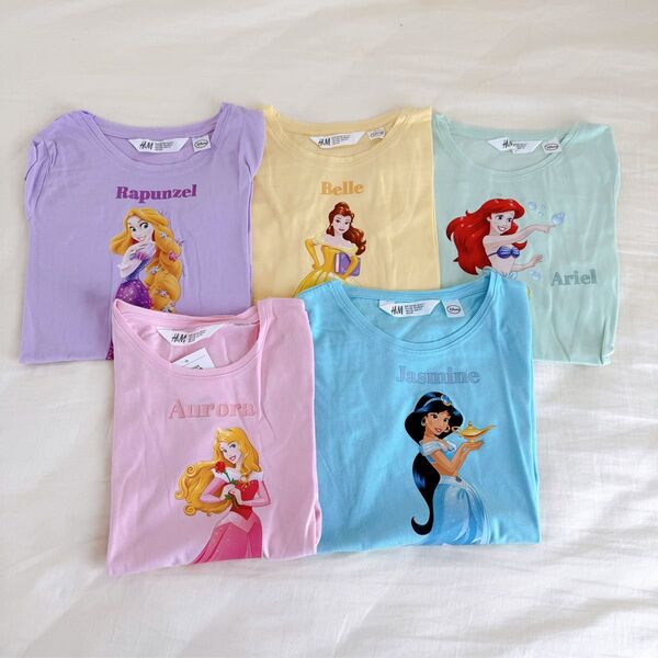 【新品】H&M ディズニープリンセス半袖Tシャツ5枚組 120/130 ベル
