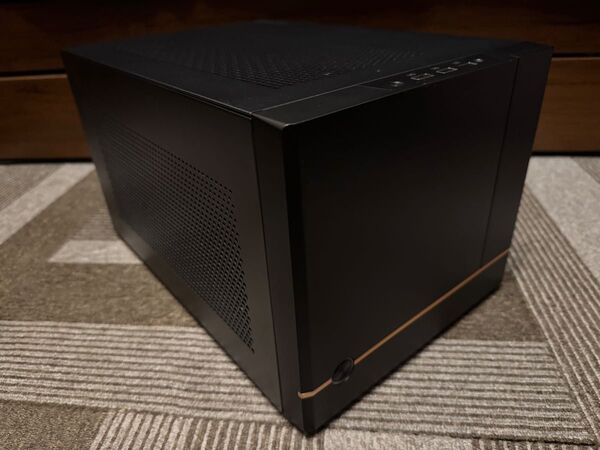 コンパクトゲーミングPC Ryzen7 2700X RTX2080 Windows11 正規ライセンス