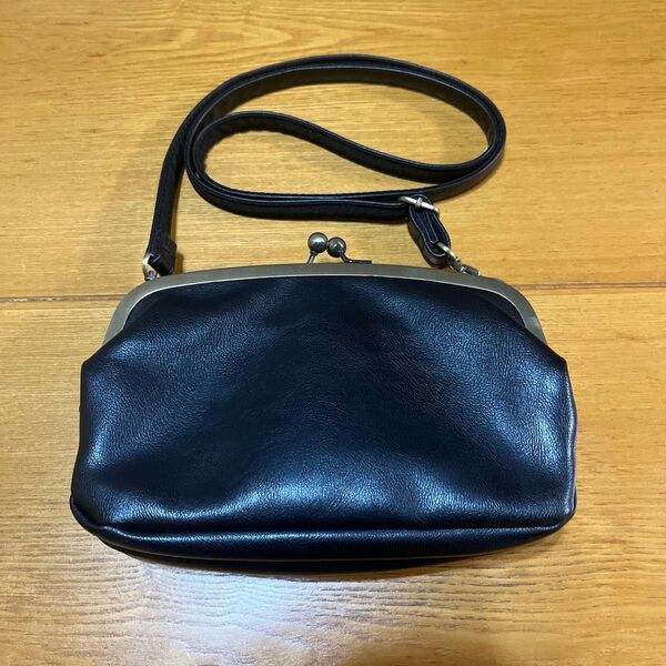Legato Largo ブラック がま口ショルダーバッグ 財布 レガートラルゴ ショルダーバッグ ブラック 黒 斜めがけ がま口