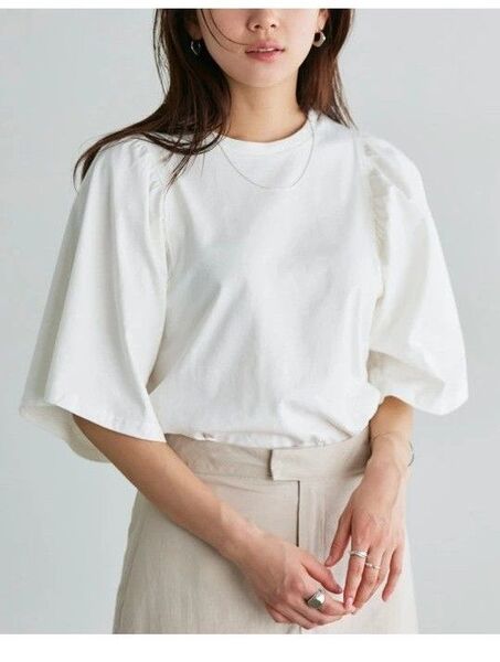 Pierrot ギャザースリーブTシャツ L