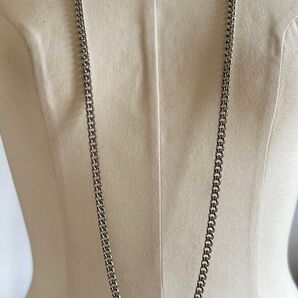 ロング ネックレス チェーン シンプル 銀色 チェーンネックレス