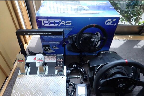 Thrustmaster T500 RS GT RACING WHEEL スラストマスター ハンコンPS4/PS3/PC 対応