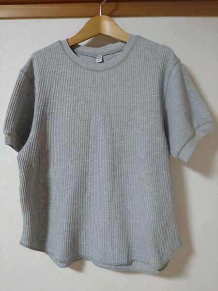 ユニクロ クルーネックワッフルTシャツ グレーM