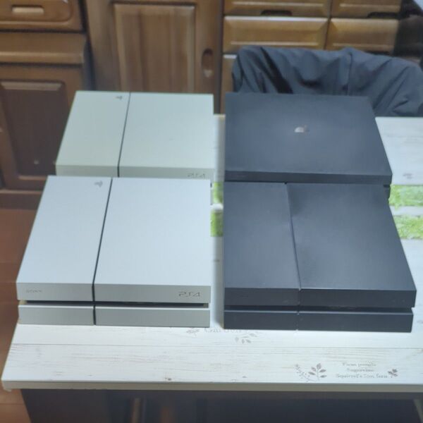 PS4 動作確認済 本体 4台 Pro 7000 1100 1200 X2 ホワイト ブラック
