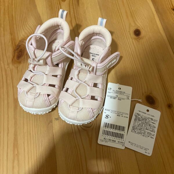 新品未使用プティマインpetit main水抜きソールサンダル13センチ ピンク ベビーシューズ