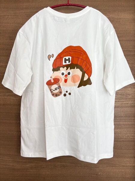 バックプリントTシャツ