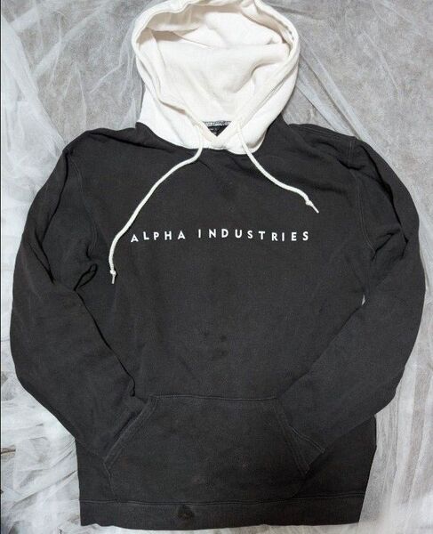ALPHA INDUSTRIES プルオーバーパーカー L
