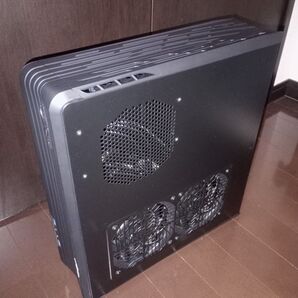 Silver Stone RVZ-01E