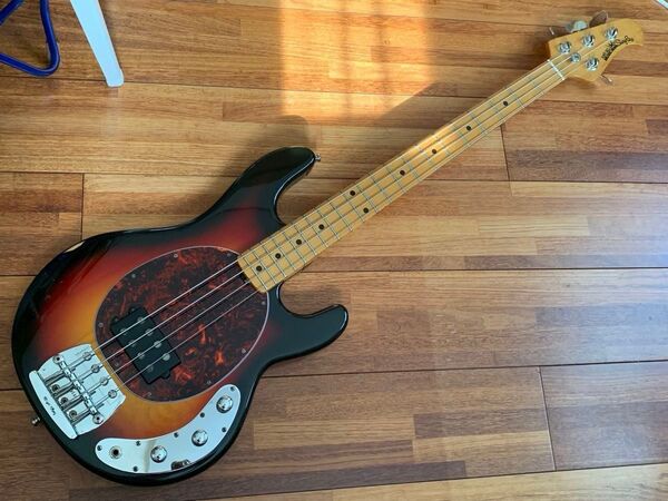 Musicman Stingray USA 4弦 1992年製 中古
