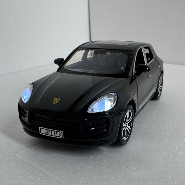 ポルシェ マカン ミニカー 1/32 ダイキャスト
