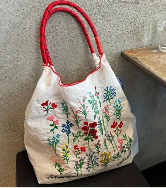 エコバッグ トートバッグ 花柄 Mサイズ 刺繍 かばん バック 買い物 可愛い 学生 通学 まま
