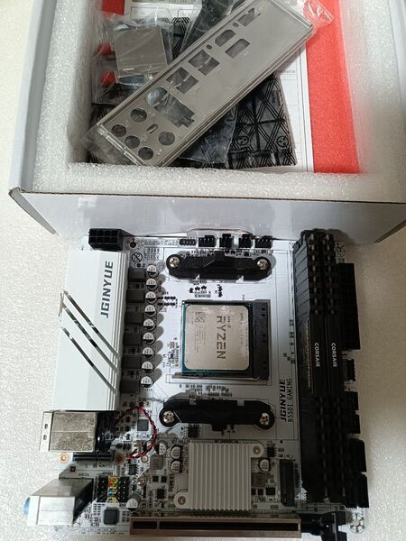 B550i itx マザーボード ryzen4100 コルセア メモリ 3200 8gb×2