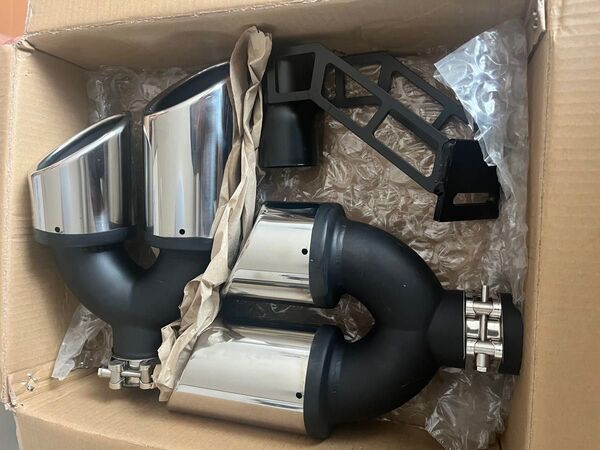 トヨタ カムリ70系 マフラーカッター 4本出し