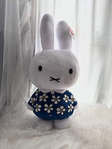 miffy ミッフィー ビッグぬいぐるみ