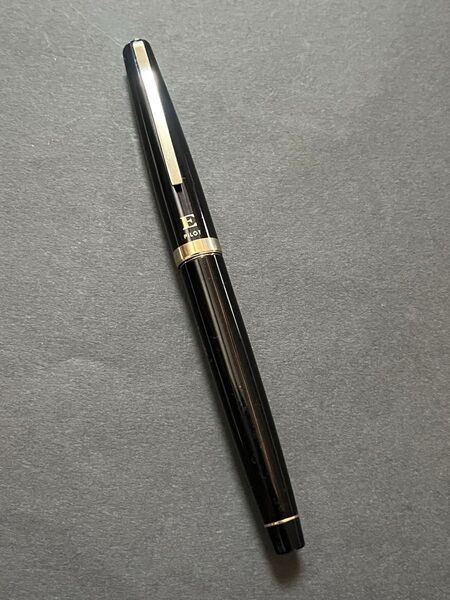 パイロット万年筆/アンティーク1960's PILOT E-300 /ペン先14k585刻印/筆記未確認