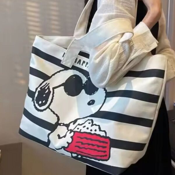 お値下げしました! トートバッグ スヌーピー 柄 ボーダー ファスナー付き 大きめサイズ SNOOPY ※画像追加しております