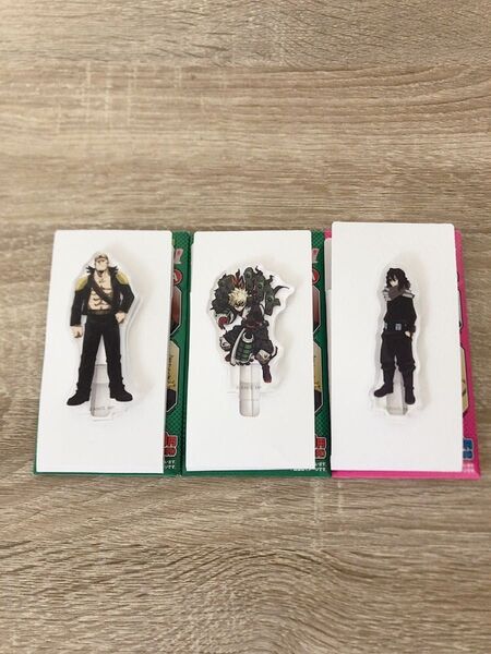 僕のヒーローアカデミア ヒロアカ あくすた〜ず ファミリーマート アクリルスタンド 爆豪勝己 相澤消太イレイザーヘッド 万縄大悟郎