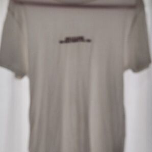 ジャーナルスタンダードレリューム エンブロイダリーロゴTシャツ