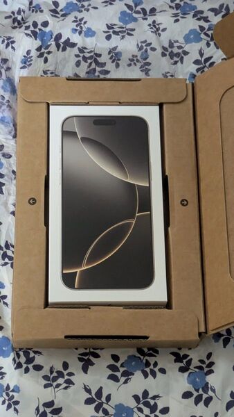新品未開封 iPhone 16 Pro Max 256GB SIMフリー ナチュラル