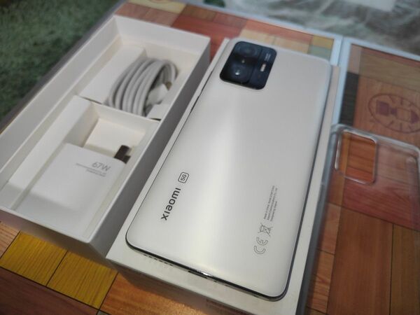 Xiaomi11T 8G/128G SIMフリー バッテリー新品換装済 付属品有