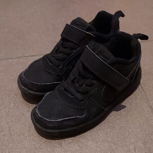 NIKE スニーカー キッズ