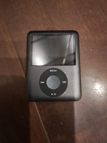 iPod nano 8GB ジャンク品