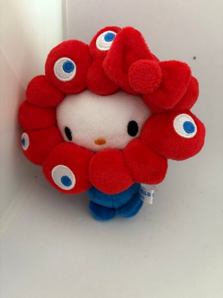 EXPO2025 大阪関西 万博 サンリオキャラクターズ ミャクミャク なりきり カロビナ付き キーホルダーハローキティ 新品