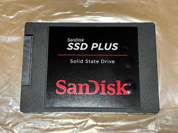 2024年製 SanDisk SSD PLUS 2TB SATA 2.5インチ SDSSDA-2T00-J26