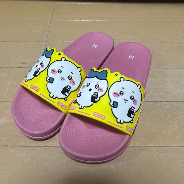 【美品】ちいかわ ハチワレ ビーチサンダル シャワーサンダル スリッパ Mサイズ