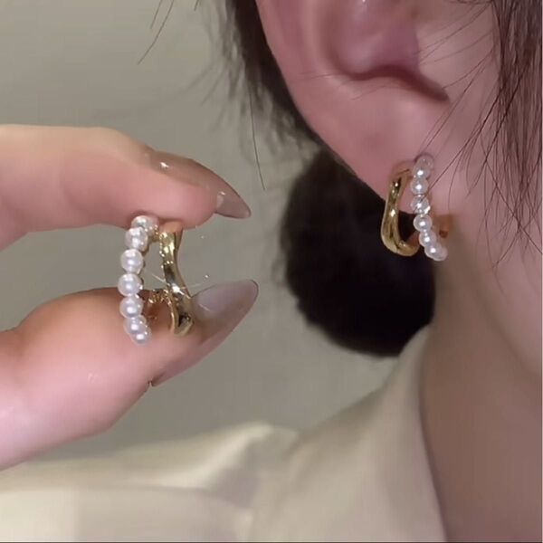 2連ピアス パール調 ゴールド 結婚式 パーティー デートウェーブデザイン パーティー 普段使い B854