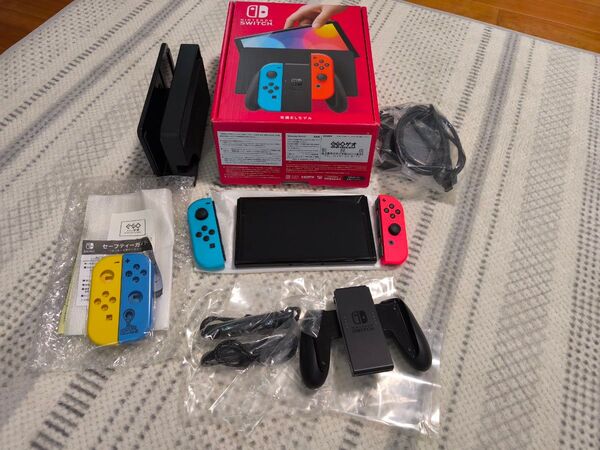 Nintendo Switch 本体 ネオンブルー/ネオンレッド