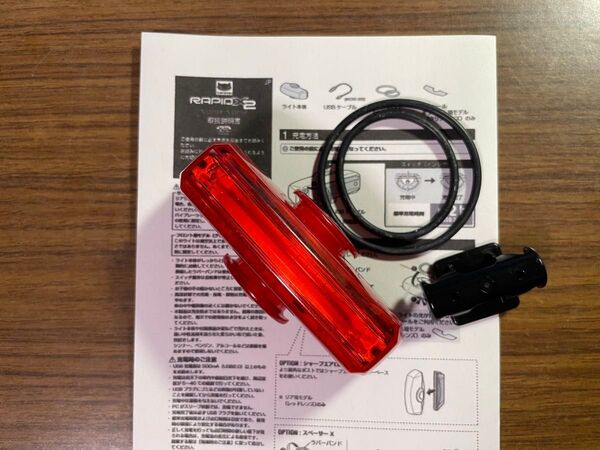美品 Cateye 80ルーメン 高輝度ワイド配光テールライト Rapid X2 TL-LD710-R