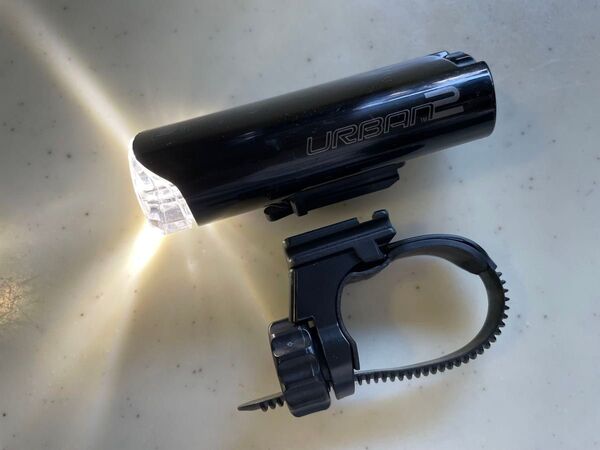 Cateye 1700カンデラ 乾電池ヘッドライト URBAN2: HL-EL160