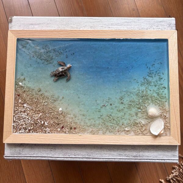 売り切りセール!『沖縄の海を感じる』ウミガメが泳ぐ オーシャンレジンアート