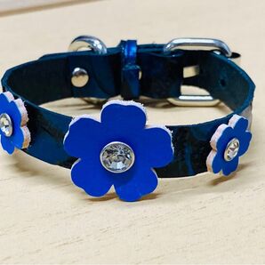 牛革 超小型犬 首周り17.5cmから20㌢ 青系 お花 ペット用首輪
