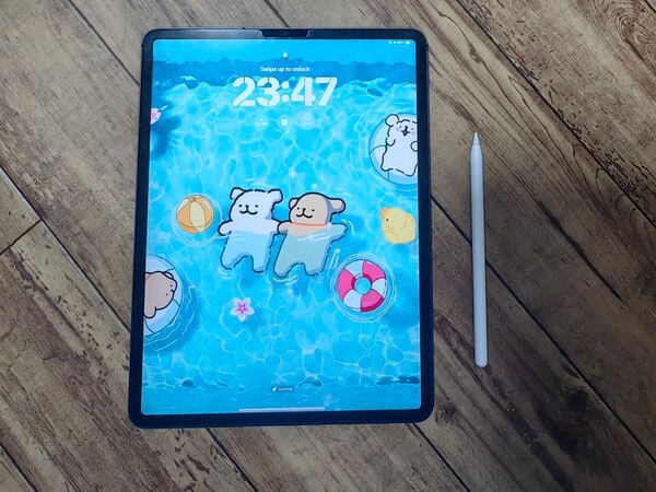 iPad pro 12.9 4世代 WIFI+Cellularバージョン 他社 Pencilとケースも付き 値下げOK