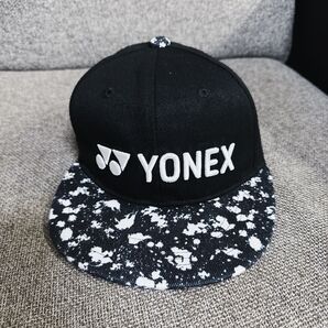 YONEX キャップ 帽子 ブラック ホワイト スプラッシュ柄