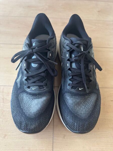 Nike ボメロ17 25.5センチ