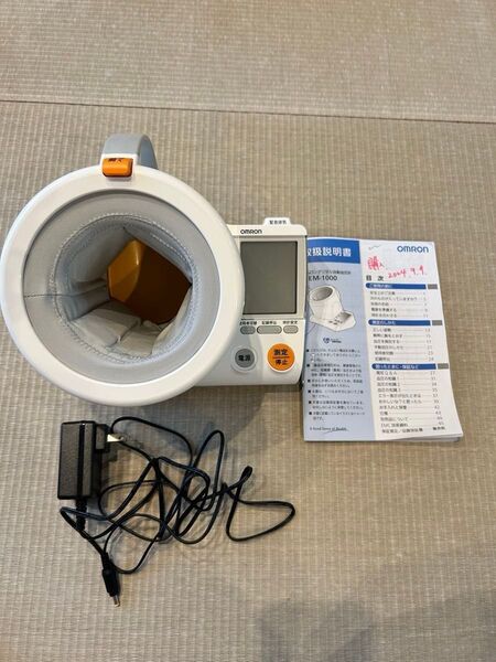 オムロン デジタル自動血圧計 HEM-1000 血圧計
