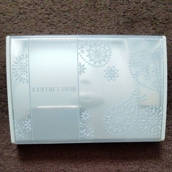 コフレドール ケース COFFRET D'OR