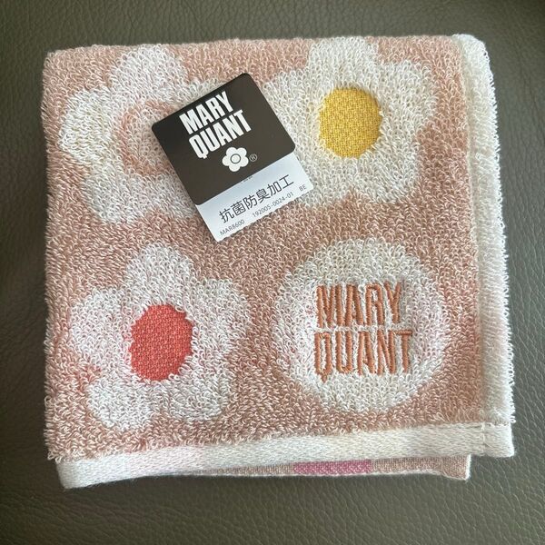 MARY QUANT マリークワント タオルハンカチ カラフル ☆