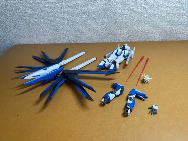 ガンプラジャンク HG ライジングフリーダムガンダム