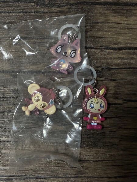ナルミヤキャラクターズ めじるしアクセサリー ベリエちゃん ガチャガチャ メゾピアノ