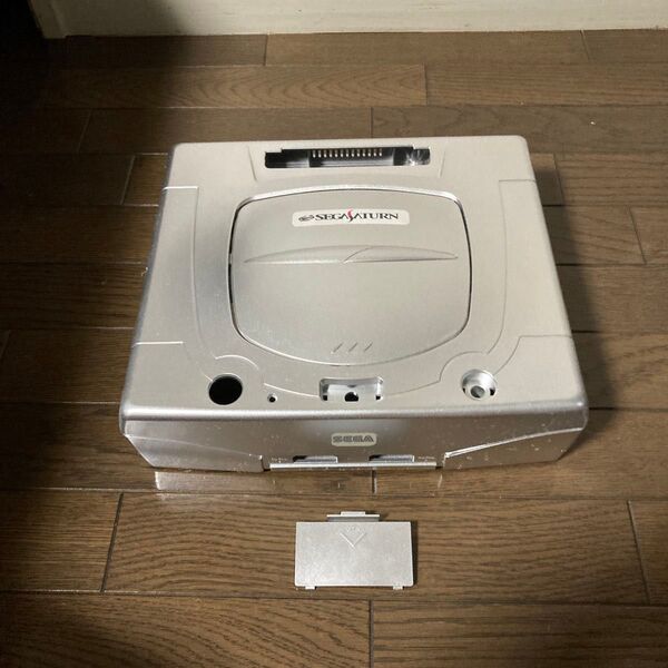 セガサターン 外側のカバー 塗装品シルバー